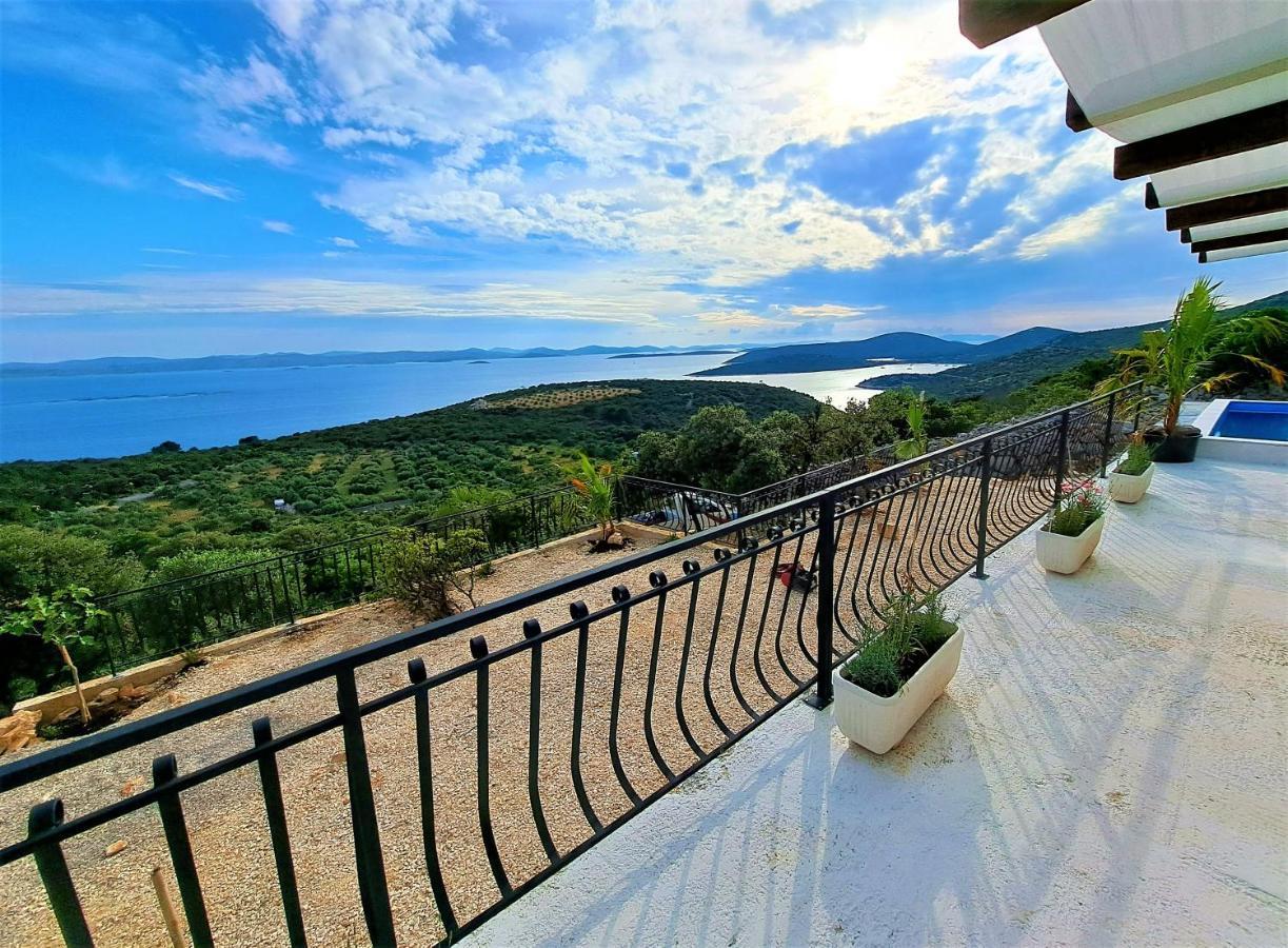 Villa Robinson คอน ภายนอก รูปภาพ