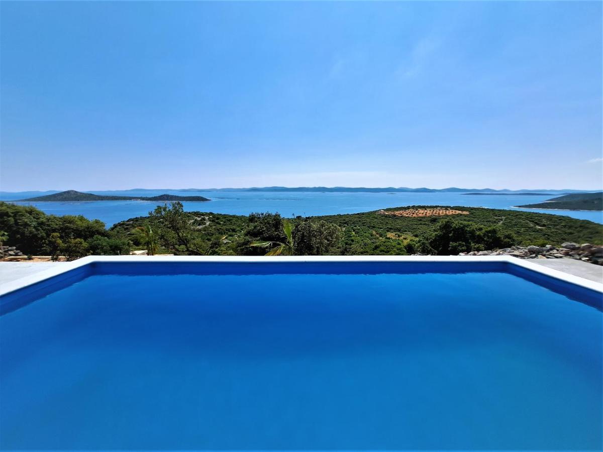 Villa Robinson คอน ภายนอก รูปภาพ