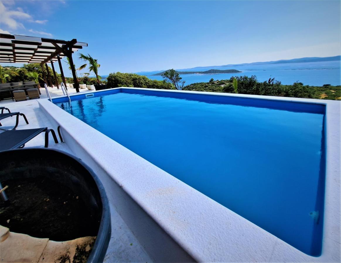 Villa Robinson คอน ภายนอก รูปภาพ
